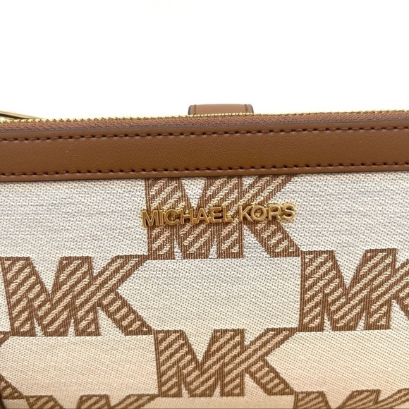 Michael Kors Large Double Zip Wallet Wristlet Brown - Picture 4 of 8